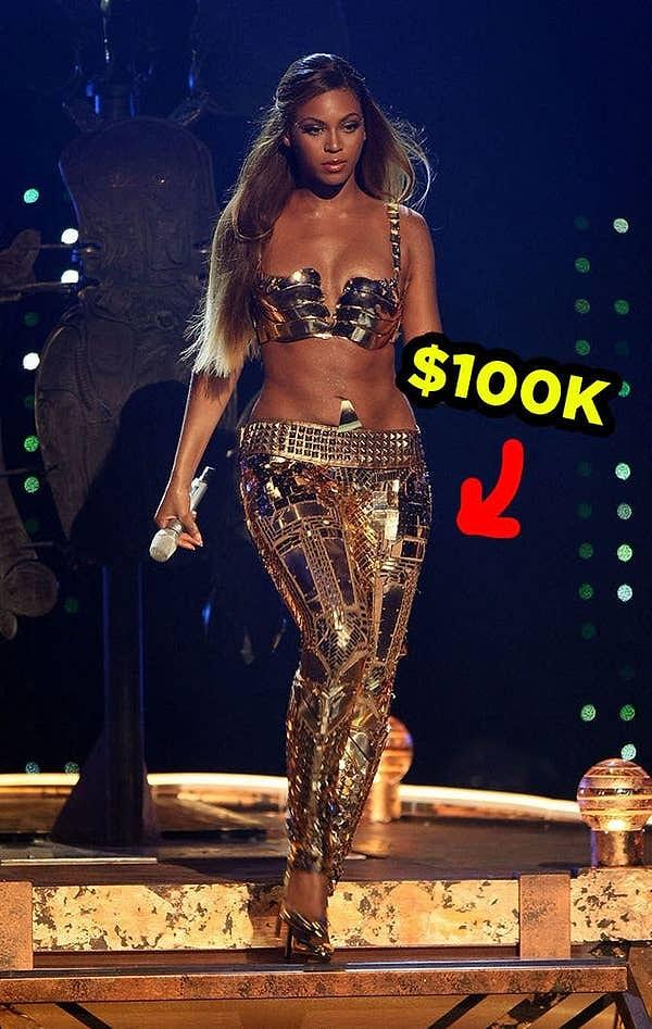 14. Beyoncé altın pantalonlarına 100 bin dolar harcadı.