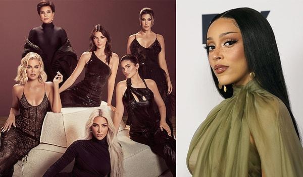 Kardashian-Jenner ailesi uzun bir süredir yaptırdıkları estetikler yüzünden hem dalga hem eleştirilerin hedefinde.