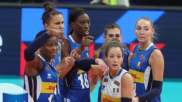 2022 FIVB Dünya Voleybol Şampiyonası’ndan bronz madalya ile ayrılan İtalya’da Paola Egonu krizi patlak verdi.