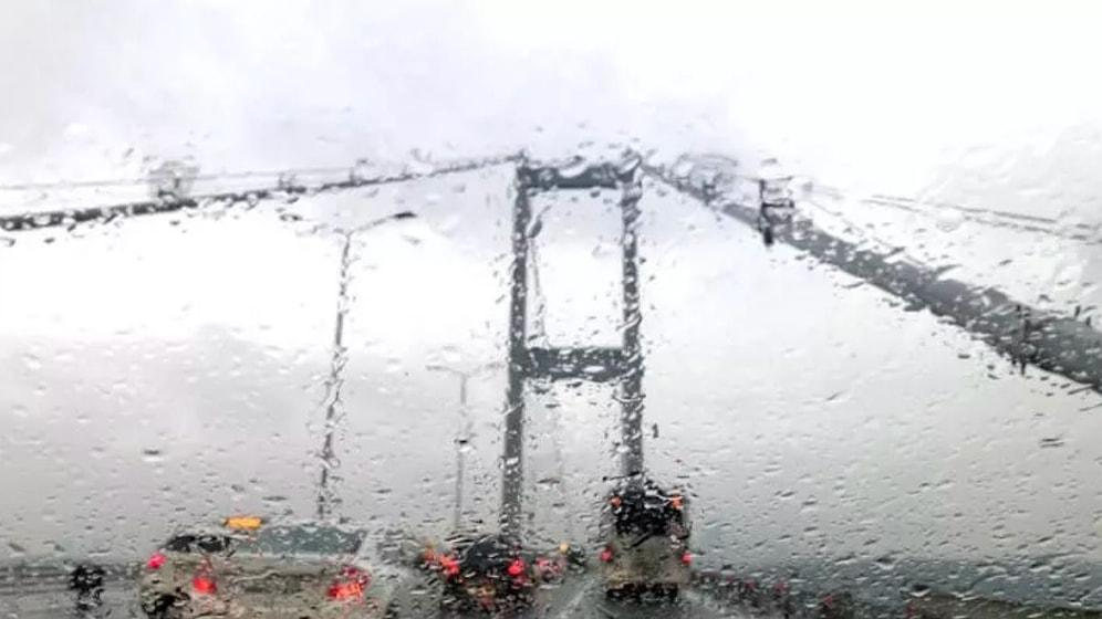 İstanbul Valiliği’nden Yağış Uyarısı Geldi: “Kuvvetli Olacak”