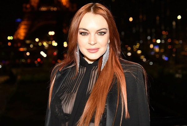 Lindsay Lohan:"@barackobama We also need to cut taxes for those who are listed on Forbes as 'millionaires' if they are not, you must consider that as well."