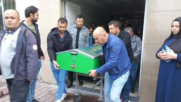 Saldırıyı gerçekleştiren teröristlerin kullandıkları ticari aracı Kayseri'de veterinerlik yapan Mikail Bozloğan adlı şahsın canına kıyarak gasp ettiği öğrenildi.