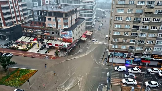 Samsun’da Şiddetli Yağmur Nedeniyle Okullar Tatil Edildi