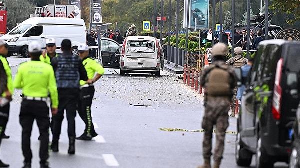 Emniyet Genel Müdürlüğü giriş kapısı önüne hafif ticari araçla gerçekleştirilen bombalı saldırı girişiminde teröristlerden biri kendini patlatmış, diğer terörist ise başından vurulmuştu.