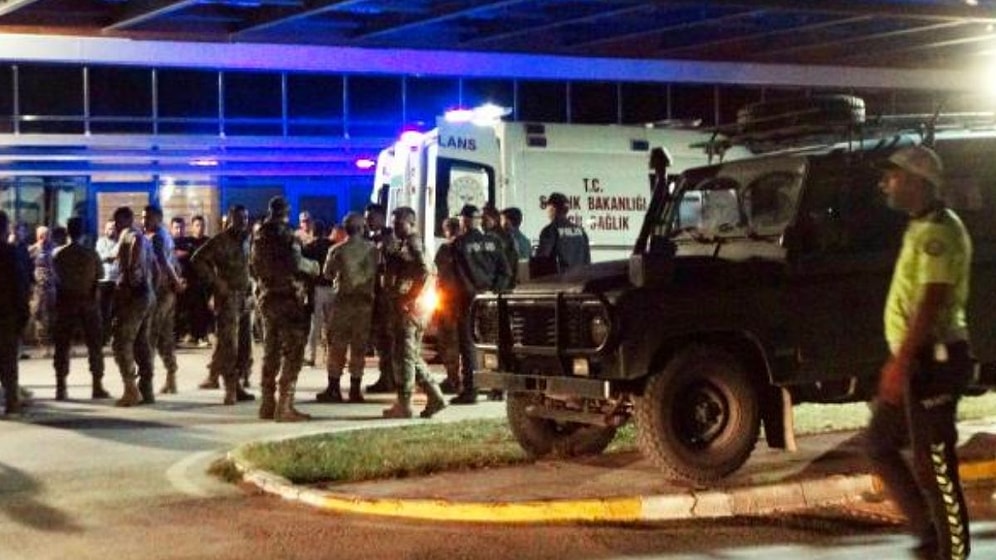 Suriye'de TSK Üssüne Roketatarlı Saldırı: 5 Polis 3 Asker Yaralandı