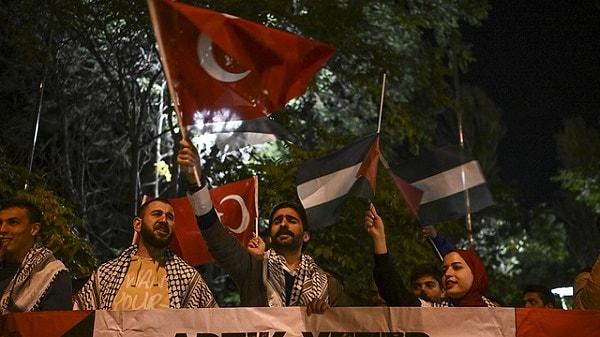 Ankara ve İzmir'de de Filistin'e destek için açıklama yapıldı.