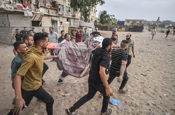 Gazze'de Beyt Hanun'da yaşayan bir kişi Reuters'a yaptığı açıklamada, "Üzerinde fazla düşünmeye gerek yok. İsrail tarihindeki en büyük kaybı yaşadı, dolayısıyla ne yapacağını tahmin edebilirsiniz." dedi.