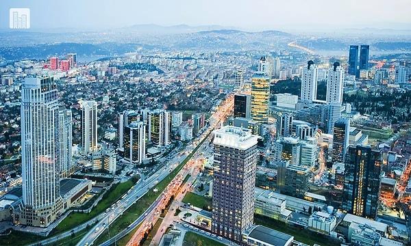 İstanbul gerek tarihi, gerek ekonomisi, gerek Türkiye nüfusunun 4'te birini tek başına barındırmasıyla dünyadaki birçok ülkeden daha büyük ve kalabalık bir şehir. Şehir demek de az kalabilir, biz metropol diyelim.