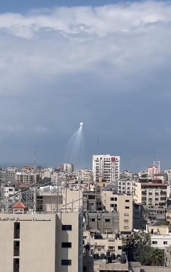 İsrail, Gazze’ye yönelik düzenlendiği hava saldırılarında, '1980 Konvansiyonel Silahlar Konvansiyonu' ile kullanımı yasaklanan fosfor bombası kullanıyor.