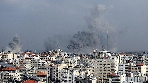 İsrail’in yoğun saldırısı altındaki Gazze’de tüm elektriğin kesildiği belirtildi.