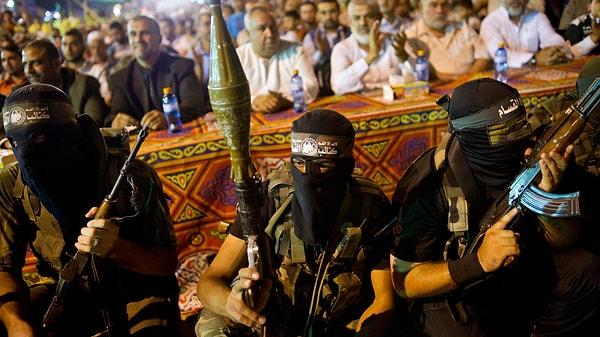 Hamas’ın askeri kanadı İzzeddin Kassam Tugayları 7 Ekim sabahı İsrail’e ‘Aksa Tufanı‘ adlı kapsamlı saldırı başlatmıştı.