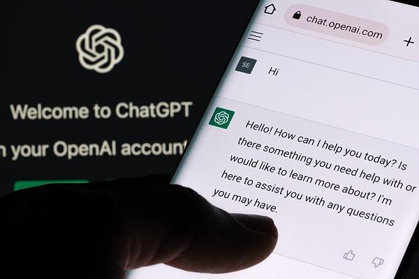 ChatGPT, Open AI'nin geliştirdiği bir sohbet ve yazışma robotu. Yeni versiyonlarıyla güçlenen robot artık bilgi verme dışındaki komutları da yerine getirebiliyor.