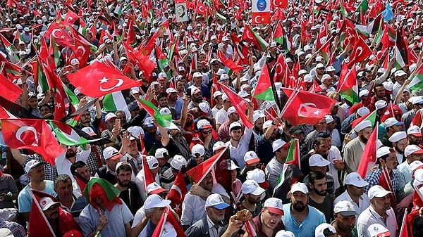 Yazıcı'nın açıklamalarına göre miting alanında sadece Türk ve Filistin bayrağı olacak. Herhangi bir siyasi partinin, STK’nın bayrağına müsaade edilmeyecek.