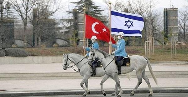Olumlu bir düzlemde başlayan ilişkilere özellikle Türkiye'den İsrail'e göç eden Türk Yahudileri de önemli anlamda katkı sağladı. İsrail'e yerleşen Türk Yahudileri, bu ülkede Türkiye'nin misyonu gibi çalıştı.
