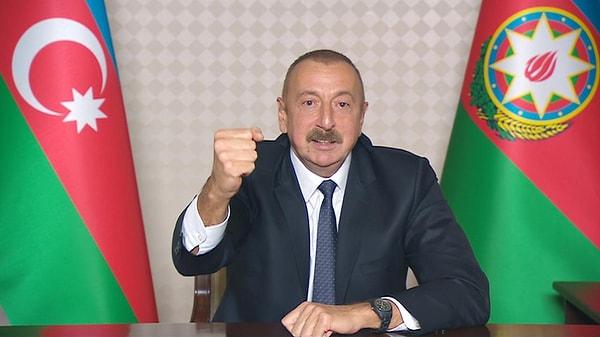 Karabağ'ı ziyaret eden Azerbaycan Cumhurbaşkanı İlham Aliyev, "Bugün burada Hankendi'nin merkezinde Azerbaycan arması ve Azerbaycan bayrağı altındayız. Bu büyük bir mutluluk ve tarihi bir olaydır. Belki şu anda bu tarihten bahsetmem doğru olmaz. Çünkü bu tarihi yaşadık, bu tarihi yazdık." açıklamalarında bulundu.
