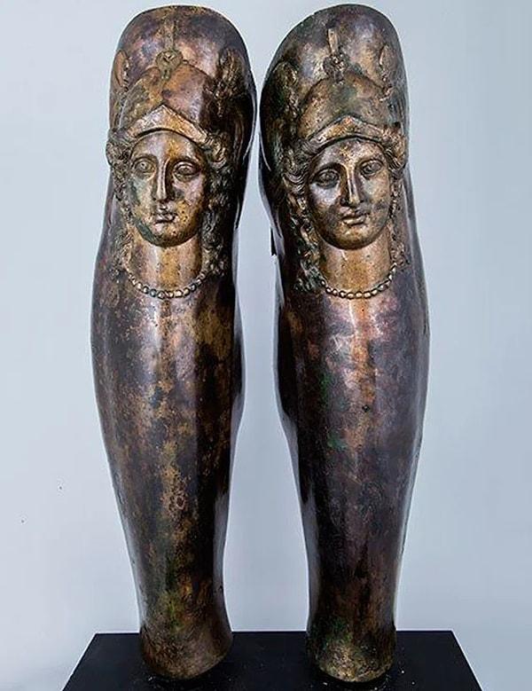 5. Louvre müzesinde sergilenen Trakya yöresine özgü bacak zırhı.