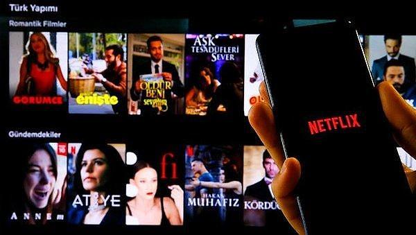 Netflix, son dönemde yaptığı fiyat artışları ve şifre paylaşımını kısıtlayan yeni uygulamasıyla bir süredir gündemdeydi.