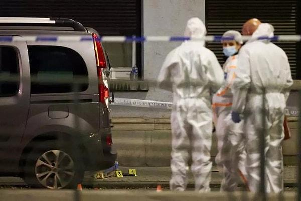 Belçika basınında çıkan haberlere göre, saldırgan, Brüksel'in Schaerbeek semtindeki bir kafede vuruldu. Belçika federal savcılığı bilgiyi doğruladı ve Reuters'e, vurulan kişinin gerçekten saldırgan olup olmadığının hala belirsiz olduğunu söyledi.
