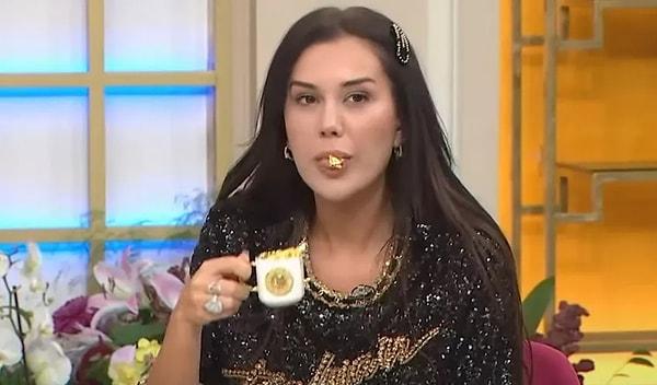 Dilan Polat daha önce çıktığı bir televizyon programında altın tozlu kahve içmiş ve günde 750 bin TL harcadığını söyleyerek dikkatleri üzerine çekmişti.