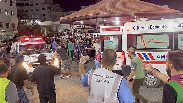 İsrail'in akşam saatlerinde yaptığı hastane saldırısı bütün dünyayı alarma geçirdi.