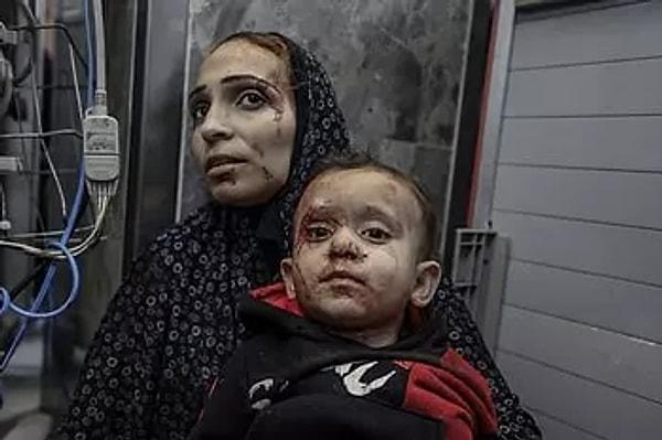 Ana muhalefet partisi Radikal Sol İttifak'tan (SYRIZA) yapılan açıklamada, "SYRIZA, Gazze'deki hastanenin basın yayın organlarının belirttiği şekilde İsrail tarafından bombalanmasını kınamaktadır." denildi.