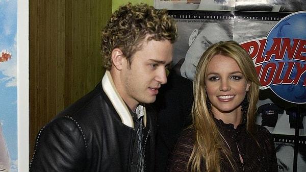 Ancak gözde çifte nazar değdi ve ikili bir daha bir araya gelmemek üzere yollarını ayırdı: Kuliste Spears'ın aldattığı iddiaları konuşuluyor ve Britney bu iddiaları yalanlamıyordu.
