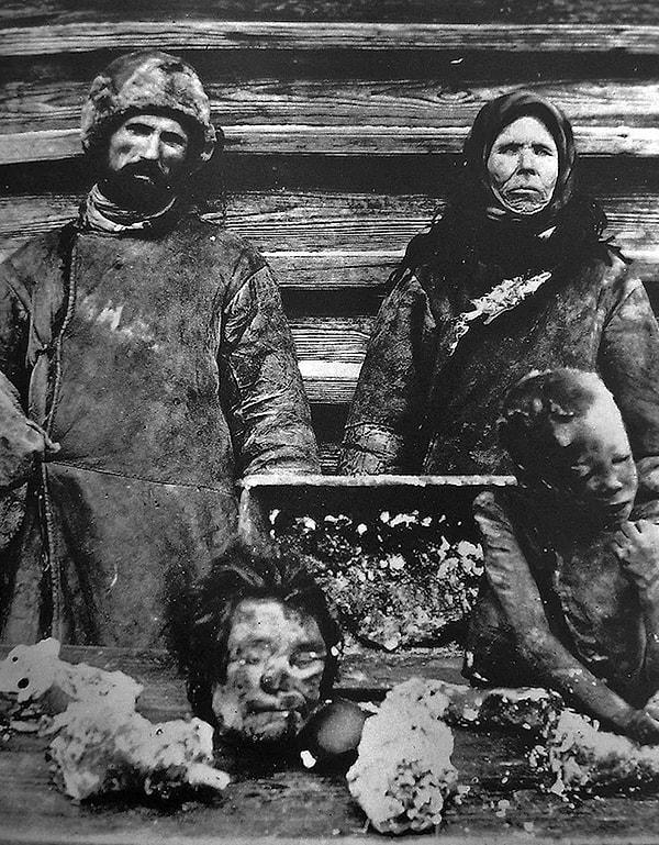1921 ve 1922'de Rusya'da yaşanan kıtlık neticesinde 5 milyon insan açlıktan hayatını kaybetti.