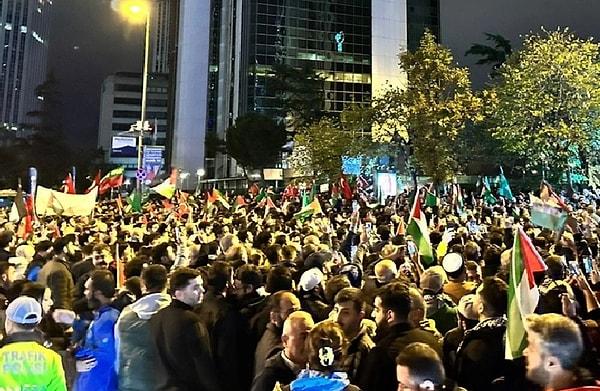 İsrail'in Gazze'deki katliamlarına karşı gösteriler devam ederken ABD'nin Ankara Büyükelçiliği, İstanbul Konsolosluğu ve Adana Konsoloslukları protesto noktalarından olmuştu.