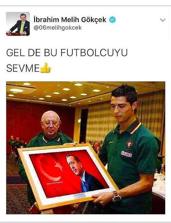 Daha önce Ronaldo'nun Cumhurbaşkanı Erdoğan'ın fotoğrafını tutmasının fotoşop olduğunu fark etmeyerek hepimizin sevincini kursağımızda bırakmıştı.