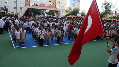 Tüm Okullarda İsrail Filistin Savaşında Hayatını Kaybedenler İçin Saygı Duruşu Düzenlenecek