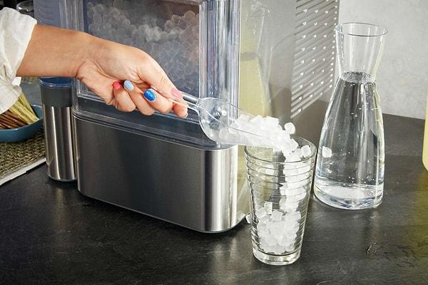 1. "Restoranların hiç temizlenmeyen bölümü buz makineleri. Buzlu içecek içerken bir daha düşünün."