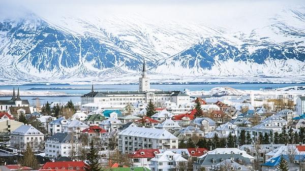 2. Reykjavik, İzlanda