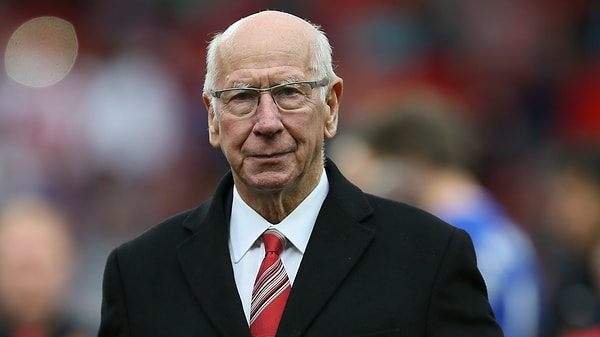 İngiliz futbol efsanesi Bobby Charlton, 1966'daki Dünya Kupası zaferinde önemli rol oynamıştı. Ülkesinde bu zaferle anılan Charlton, 86 yaşında hayatını kaybetti.