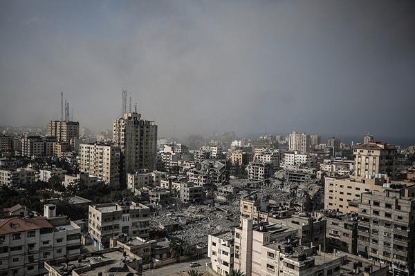 İsrail'in 7 Ekim'den bu yana bombaladığı Gazze'de tam anlamıyla bir insanlık dramı yaşanıyor.