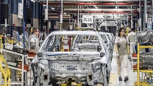 Fiat, Peugeot, Opel ve Citroen markalarınca geliştirilen 4 farklı otomobillerin üretimi, Tofaş tarafından Bursa fabrikalarında gerçekleşecek.