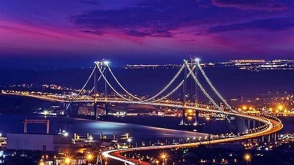 Osmangazi Köprüsü geçiş ücreti 190 liradan İzmir yönü için 290, İstanbul yönü için de 380 TL oldu.