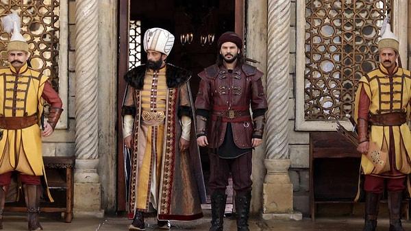 Son olarak Barbaros Hayreddin: Sultan Fermanı ile TV ekranlarında izlediğimiz başarılı oyuncu, yeni projesini duyurmuştu.