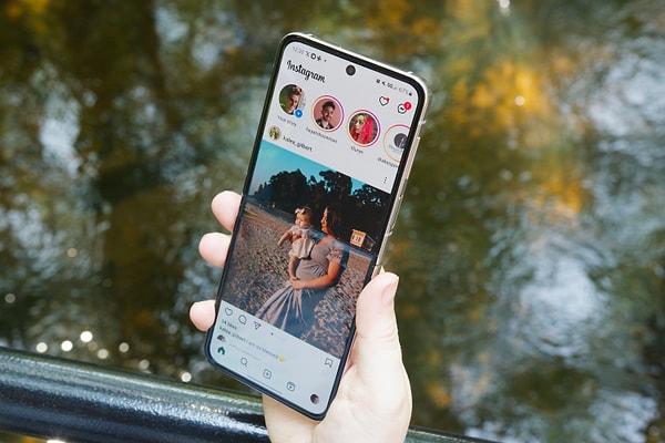 Bu doğrultuda Instagram içerik üreticilerinin potansiyel spam aktivitelerine karşı daha etkili önlemler alabilmeleri için yeni araçlar tanıttı.