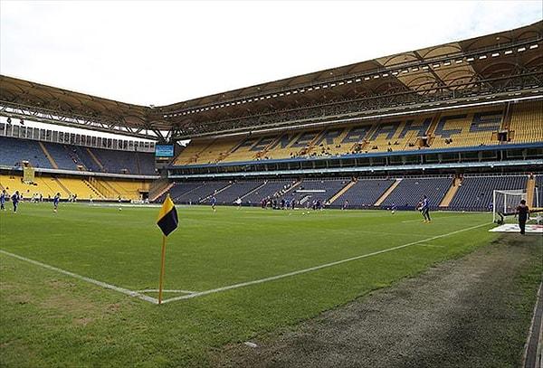 Spor tarafında da biletler el yakar durumda. Süper Lig 2023-2024 sezonu kombine ve bilet fiyatları yüzde 340’ı bulan artışlarla yeni döneme başlamıştı.