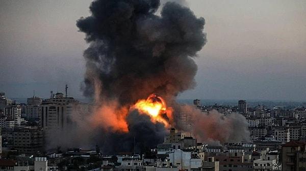 İsrail Başbakanı Netanyahu, akşam saatlerinde yaptığı basın toplantısında Gazze'ye düzenleyecekleri kara harekatı hakkında açıklamada bulundu.