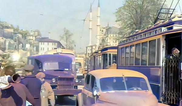 Sosyal medyada İstanbul'un, 1957 yılında çekilmiş görüntüleri paylaşıldı.