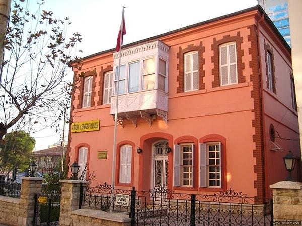 14. Denizli Atatürk ve Etnografya Müzesi