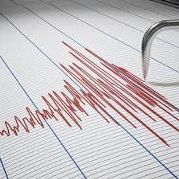 Kulu Belediye Başkanı Murat Ünver ise depremin ilçe genelinde hissedildiğini olumsuzluklara karşı araştırma yapmaya devam ettiklerini kaydetti.