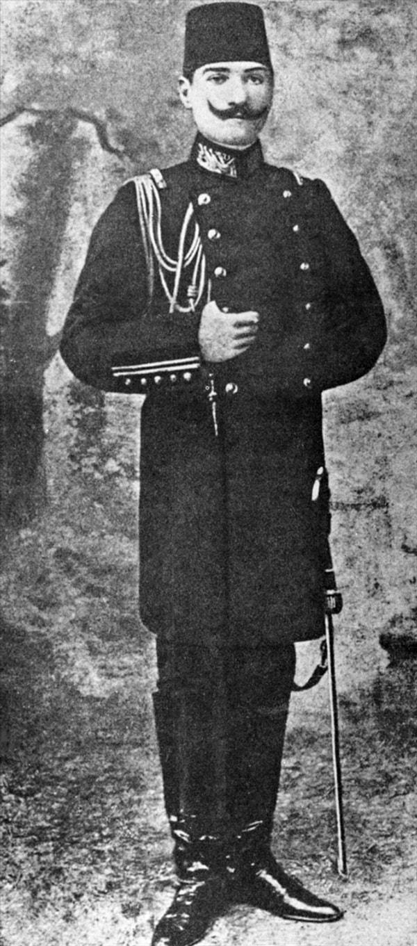 Suriye cephesinde 1918'de yeniden görevlendirilen Mustafa Kemal, 7'nci Ordu Komutanı olarak görev yaptı ve bu sırada İngilizlerin asıl amaçlarının İskenderun'u işgal edip, kuzeye çekilmekte olan 7. Ordu'yu abluka altına almak olduğunu İstanbul'a bildirdi.