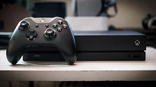 Birçok kişi, Microsoft'un Xbox için üretilecek yeni oyun kolları ve aksesuarlarında daha büyük satış rakamlarına ulaşmak adına böyle bir karar aldığını öne sürüyor.