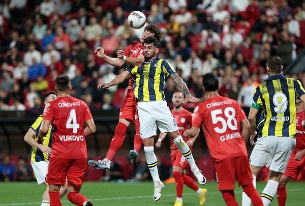 Fenerbahçe, Trendyol Süper Lig'in 10. haftasında Pendikspor'un konuğu oldu. Deplasmanda atağa geçen sarı-lacivertliler maçı 5-0 kazandı.