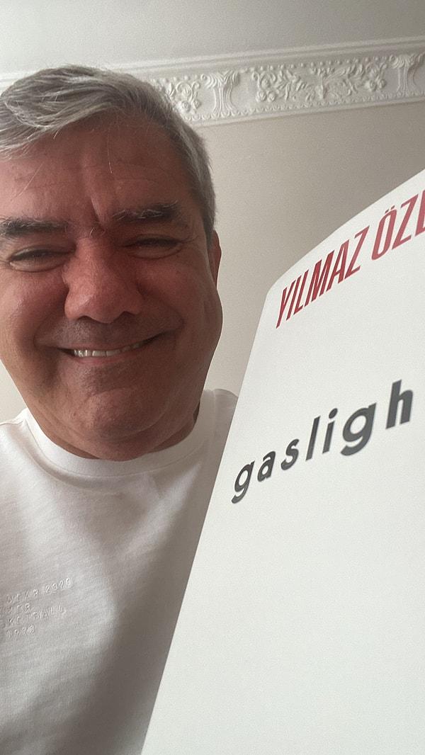 Gazetecinin geçtiğimiz ekim ayında adı "Gaslight" olan bir kitabı yayınlanmıştı. Özdil bu kitapta Türkçe karşılığı olmayan "gaslight" kelimesi üzerinden Türkiye'nin Cumhuriyet tarihinin özetini yazdığını söylemişti.