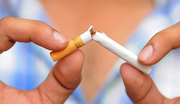Habertürk'ün OECD verilerine göre derlediği grafikte Türkiye, 15 yaş üstü sigara kullanımında yüzde 28 ile dünyada ilk sırada yer aldı.