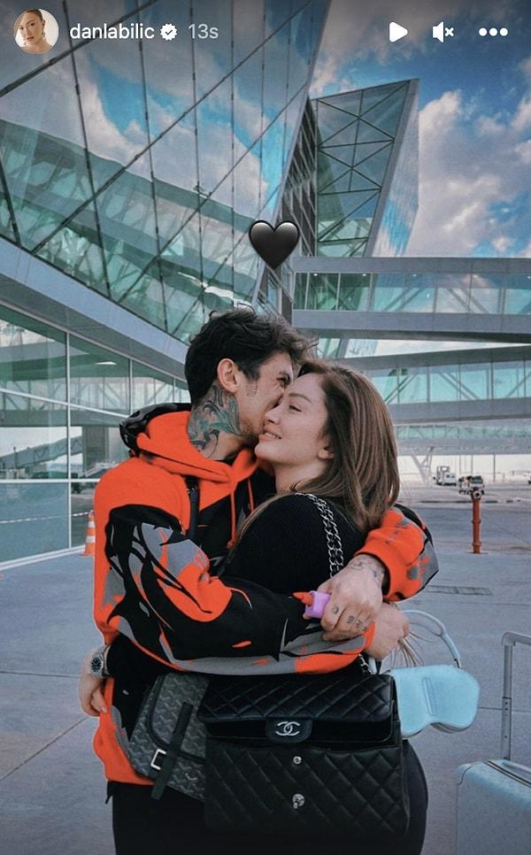 Danla Bilic, Çakal ile olan sarmaş dolaş bu fotoğrafı Instagram hesabından paylaştı ve kalp koydu.