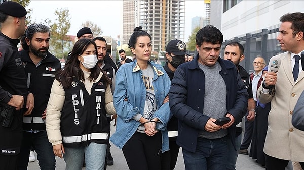 Dilan-Engin Polat çifti ve yakın akrabaları geçtiğimiz gün İstanbul Anadolu Cumhuriyet Başsavcılığı tarafından yürütülen soruşturma kapsamında gözaltına alınmıştı.